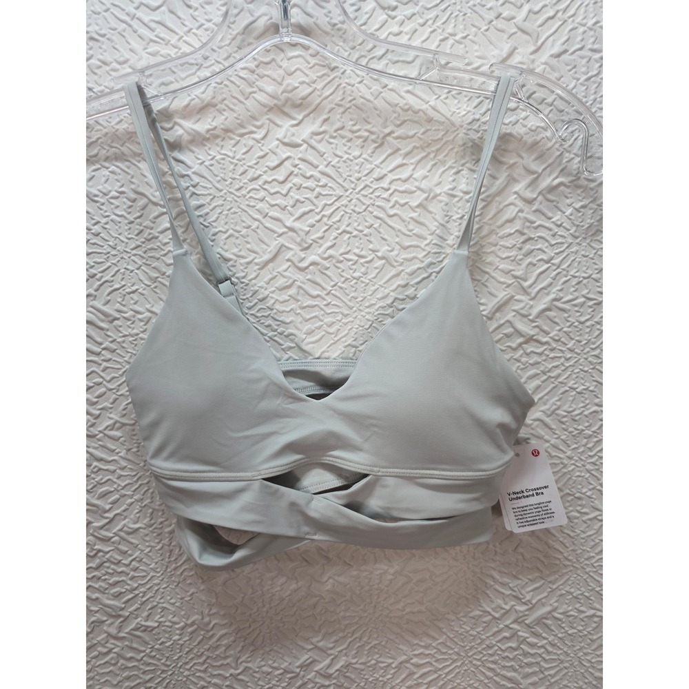 Lululemon V Neck Crossover Underband Bra Women Size 4 Vapor Gray NWT LW2EISS